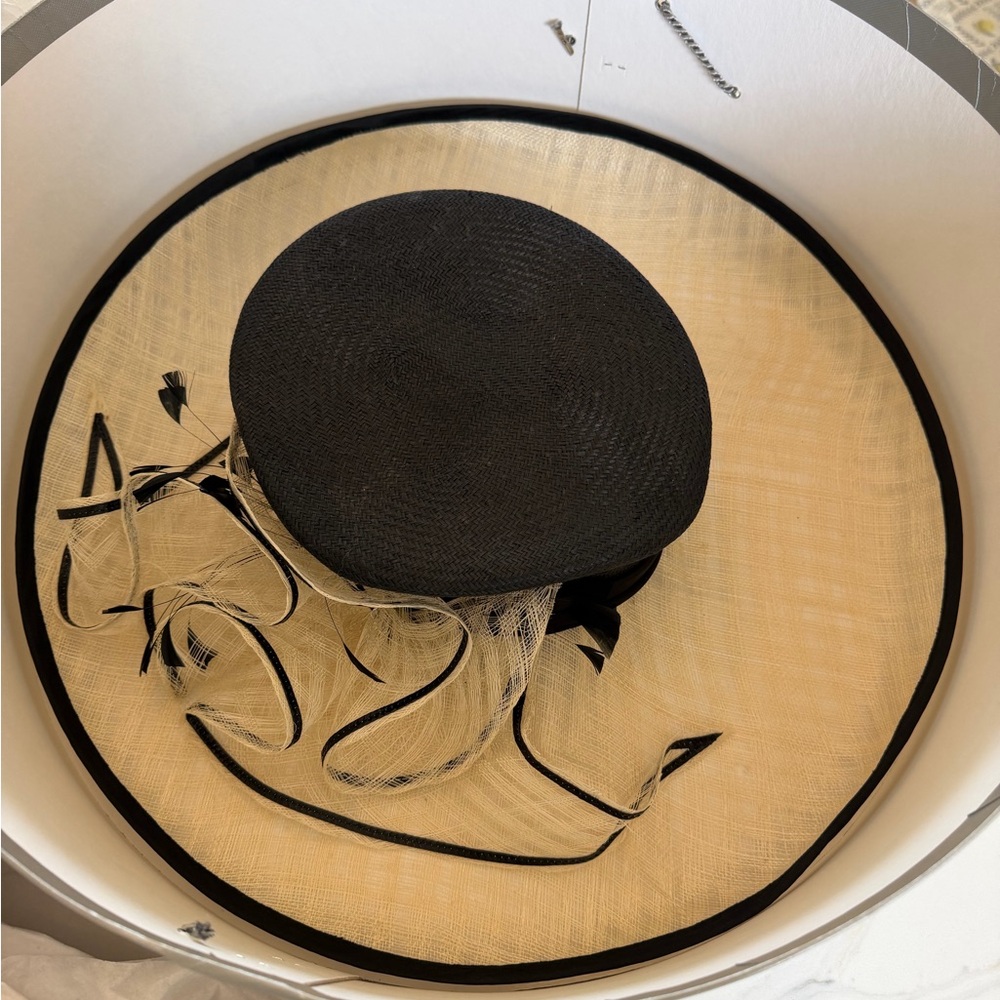 Marni/Neiman Marcus Off-white/ Black fancy hat - Picture 3 of 8